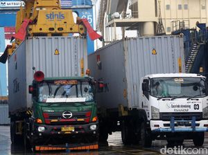 Mengurai Benang Ruwet yang Bikin Logistik RI Lebih Mahal dari Malaysia Mengurai Benang Ruwet yang Bikin Logistik RI Lebih Mahal dari Malaysia