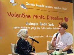 Rintik Sedu Ajak Pembaca Ungkapkan Perasaan Lewat Buku Minta Dibanting