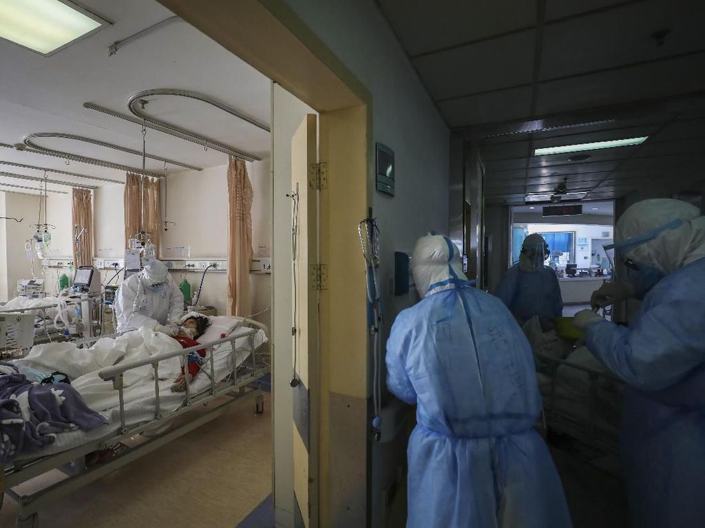 Tragis! Dokter yang Tunda Pernikahan demi Pasien, Meninggal karena COVID-19 Tragis! Dokter yang Tunda Pernikahan demi Pasien, Meninggal karena COVID-19