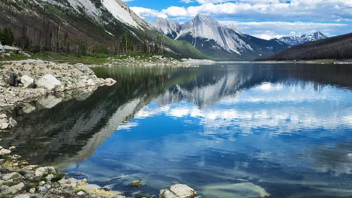 Ke mana Harus Liburan Jika Kamu Obsesi dengan Danau? Ini Pilihannya!
