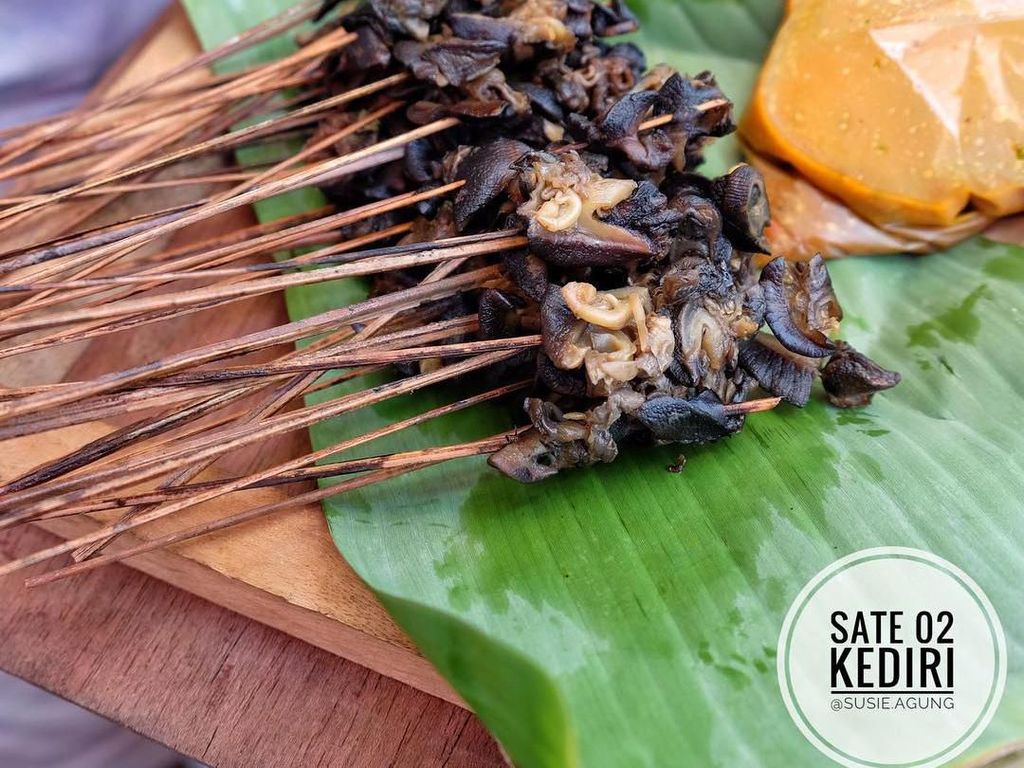Pak Jokowi Jangan Takut ke Kediri, Ada 5 Makanan Khas Kediri yang Enak Lho! Pak Jokowi Jangan Takut ke Kediri, Ada 5 Makanan Khas Kediri yang Enak Lho!
