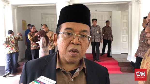 Juru Bicara Wapres sekaligus Ketua Bidang Infokom Majelis Ulama Indonesia (MUI) Masduki Baidlowi di Rumah Dinas Wapres, Jakarta