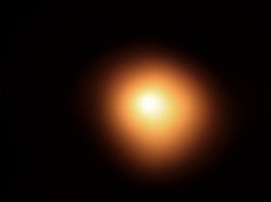 Bintang Paling Terang Tidak Jadi Meledak, Tapi...