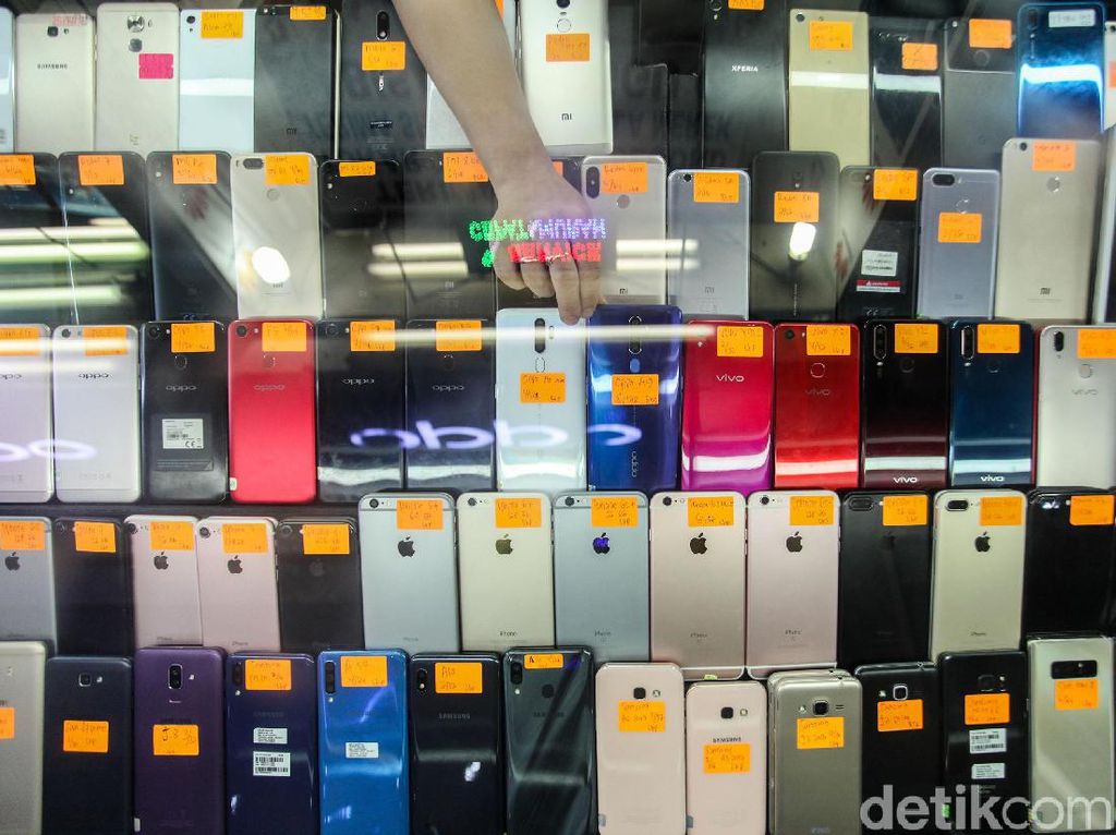 Aturan IMEI Ponsel BM Bisa Jadi Penyelamat Resesi RI Aturan IMEI Ponsel BM Bisa Jadi Penyelamat Resesi RI