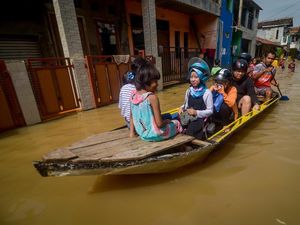 Banjir Rendam Dayeuhkolot Kabupaten Bandung