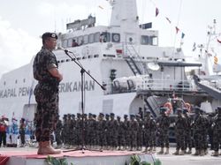 Edhy Prabowo: Tidak Ada Kompromi untuk Pelaku Illegal Fishing