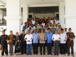 Bupati Karimun Punya 5 Poin Kesepakatan Terkait Polemik Penolakan Gereja Bupati Karimun Punya 5 Poin Kesepakatan Terkait Polemik Penolakan Gereja