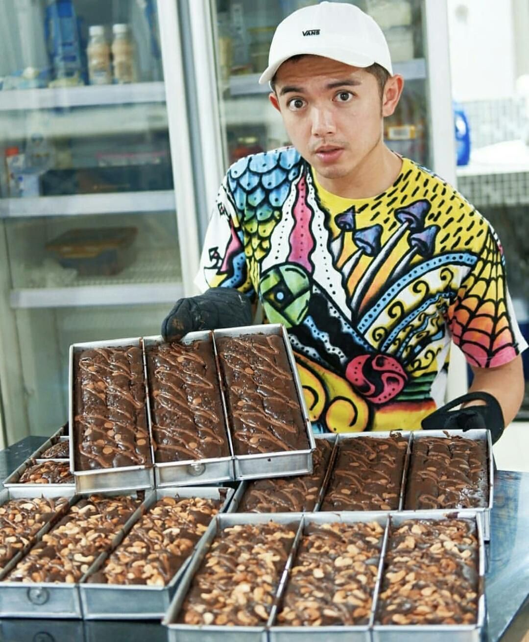 Tak Terdengar Kabarnya, Ini Kabar Terbaru Nicky Tirta yang Kini Berprofesi Jadi Seorang Chef!