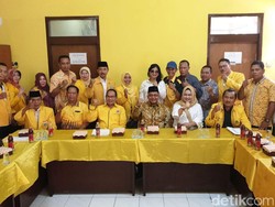 Putra Mantan Bupati Mojokerto dapat Lawan Berat di Pilbup 2020