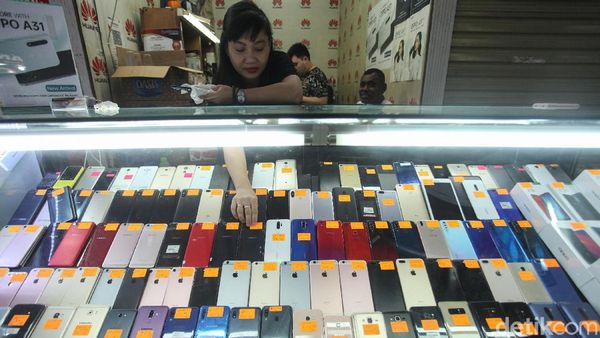 10 Smartphone Paling Laku di 2019