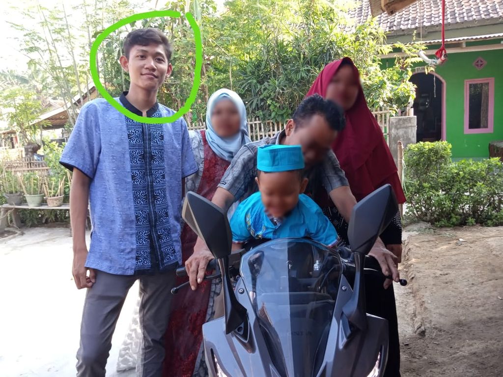 Soleman Siswa SMK Sudah 15 Hari Menghilang Tak Pulang ke Rumah Soleman Siswa SMK Sudah 15 Hari Menghilang Tak Pulang ke Rumah
