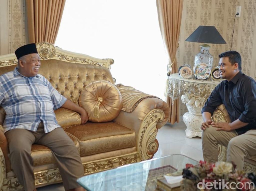 Temui Warga Medan Deli, Bobby Dijodohkan Kader Gerindra di Pilkada Temui Warga Medan Deli, Bobby Dijodohkan Kader Gerindra di Pilkada