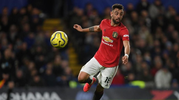LONDON, ENGLAND - FEBRUARY 17: Bruno Fernandes of Manchester United in action during the Premier League match between Chelsea FC and Manchester United at Stamford Bridge on February 17, 2020 in London, United Kingdom. (Photo by Mike Hewitt/Getty Images)