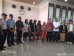 4 Mahasiswa RI dari Wuhan Tiba di Kendari, Warga Diminta Tak Mengucilkan