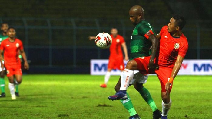Persija vs Madura United Persija vs Madura United di Piala Gubernur Jatim 2020