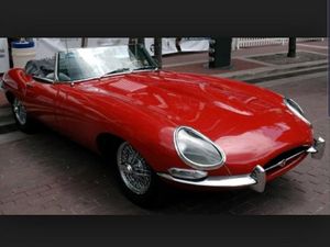 Ketika Mendiang Ashraf Sinclair Impikan Mobil Jadul