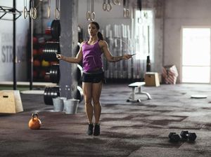 Ikut CrossFit Seperti Ashraf Sinclair, Aman Nggak Sih? Ini Kata Dokter Ikut CrossFit Seperti Ashraf Sinclair, Aman Nggak Sih? Ini Kata Dokter