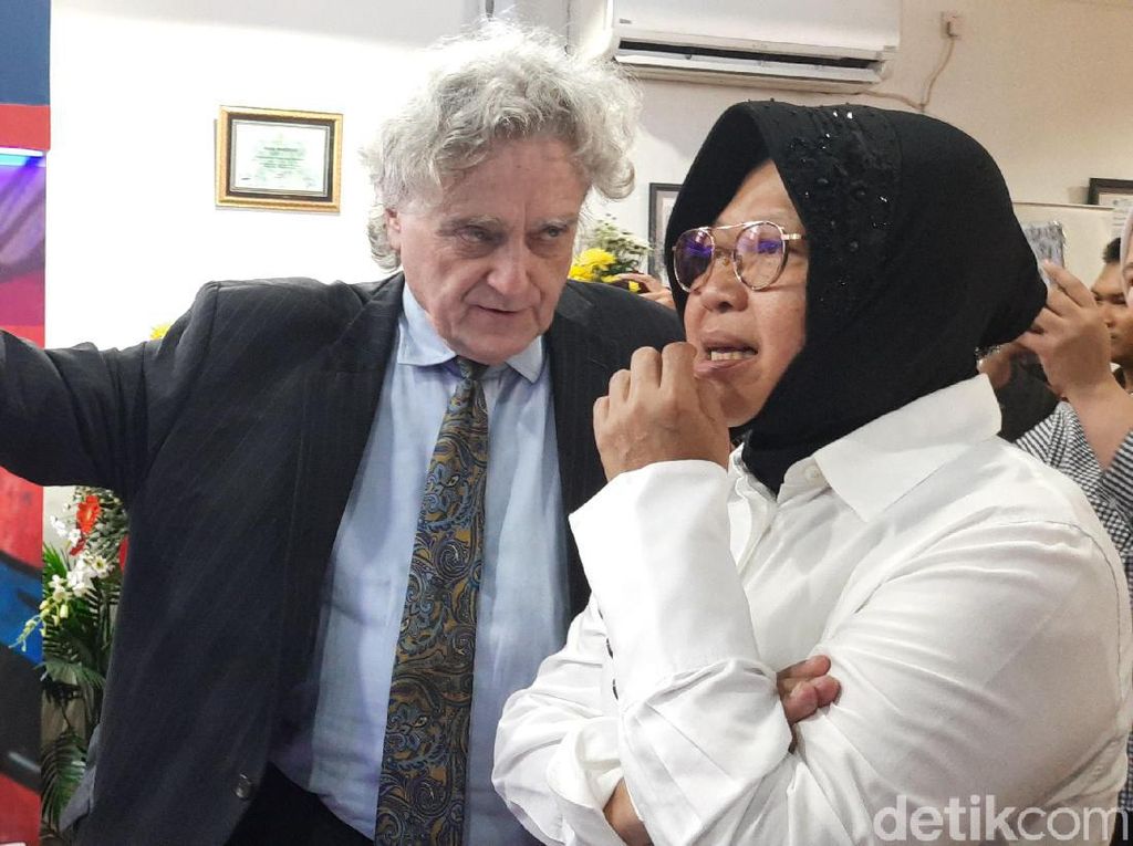 Risma Tidak Tahu Cak Imin Sebut Kemajuan Surabaya Tak Signifikan Risma Tidak Tahu Cak Imin Sebut Kemajuan Surabaya Tak Signifikan