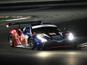 Balapan Malam di Sepang, Rio Haryanto dkk Sukses Finis 4 Besar Balapan Malam di Sepang, Rio Haryanto dkk Sukses Finis 4 Besar