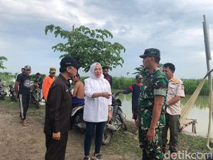 Bengawan Solo Level Siaga, Tanggul Kali Ingas di Bojonegoro Jebol Bengawan Solo Level Siaga, Tanggul Kali Ingas di Bojonegoro Jebol