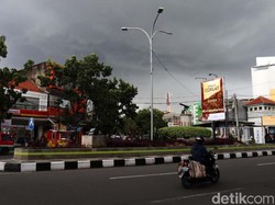 Prakiraan Cuaca Bandung, Sabtu 12 Oktober 2024: Berawan Tebal