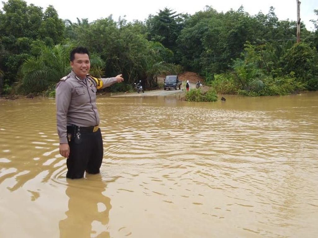 Desa di Penajam Paser Utara Kaltim Terendam Banjir