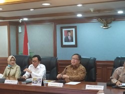 Bersihkan Limbah Radioaktif, Bapeten-Batan Angkut 107 Drum dari Batan Indah