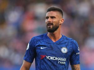 Giroud Kaget Banget Dikaitkan dengan Juventus