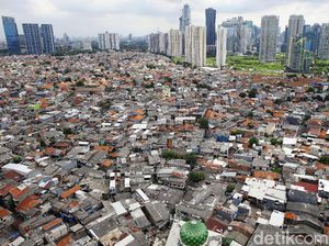 Potret Kepadatan Penduduk di DKI Jakarta Potret Kepadatan Penduduk di DKI Jakarta