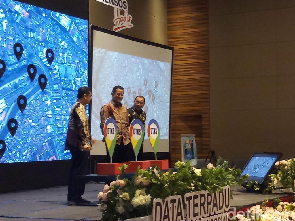 Luncurkan SIKS-NG, Mensos Ingin Penerima Program Kemiskinan Tepat Sasaran Luncurkan SIKS-NG, Mensos Ingin Penerima Program Kemiskinan Tepat Sasaran