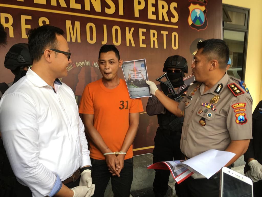 Cerita Kuli Bangunan Ngaku Tentara yang Tiduri dan Perdaya 5 Janda Cerita Kuli Bangunan Ngaku Tentara yang Tiduri dan Perdaya 5 Janda