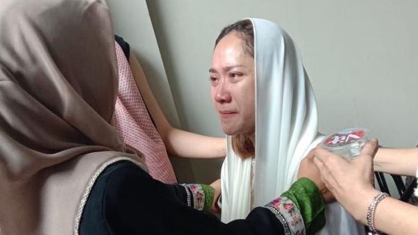 Duka Bunga Citra Lestari yang Tak Henti Menangis