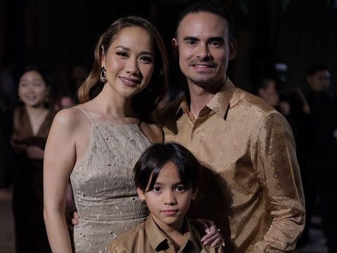 Aksi Noah Sinclair Gandeng & Temani BCL Konser, Bikin Netizen Ikut Nangis  