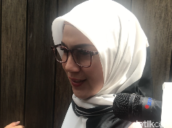 Pernah Syuting bareng, Marini Zumarnis Sedih Banget Ashraf Sinclair Meninggal