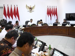 Kini Menteri Bikin Aturan Harus Sesuai Arahan Jokowi