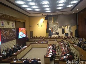 Kepala BPIP Hadiri Raker Komisi II DPR Bahas Pemulangan Anak ISIS Eks WNI Kepala BPIP Hadiri Raker Komisi II DPR Bahas Pemulangan Anak ISIS Eks WNI
