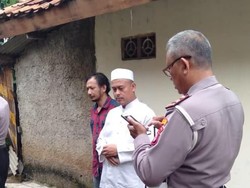 6 Poin Teror Pelemparan Batu di Rumah Ketum 212, Siapa Pelakunya?