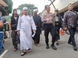 Rumah Diteror, Slamet Maarif Pastikan Aksi 212 Bakal Jalan Terus