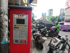 Ada Parkir Meter, Tukang Parkir Bukan Hilang Justru Digaji per Bulan Ada Parkir Meter, Tukang Parkir Bukan Hilang Justru Digaji per Bulan