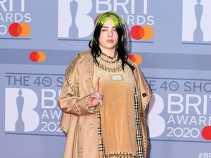 Billie Eilish Sebut Kecanduan Pornografi Rusak Otak, Seserius Ini Efeknya