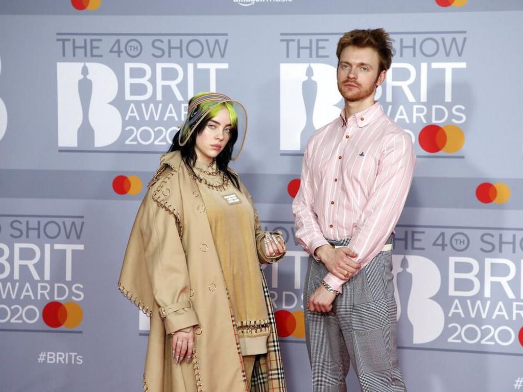 Hiks! Billie Eilish Tidak Akan Rilis Album Selama Masih Pandemi Hiks! Billie Eilish Tidak Akan Rilis Album Selama Masih Pandemi