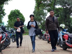 Dituduh Arya Claproth Lakukan Perzinahan, Karen Pooroe: Santai Aja