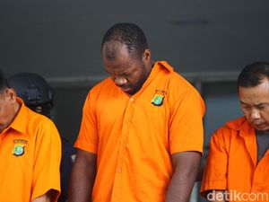 Aksi Sulap WNA Kamerun Bisa Gandakan Dolar Berakhir di Penjara