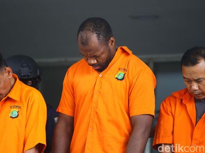 Aksi Sulap WNA Kamerun Bisa Gandakan Dolar Berakhir di Penjara