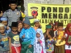 Bangun Jembatan-Bikin Pondok Mengaji, Polisi Sukabumi Diganjar Umrah