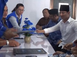 Bupati Petahana Trenggalek Malu-malu Daftar di Demokrat
