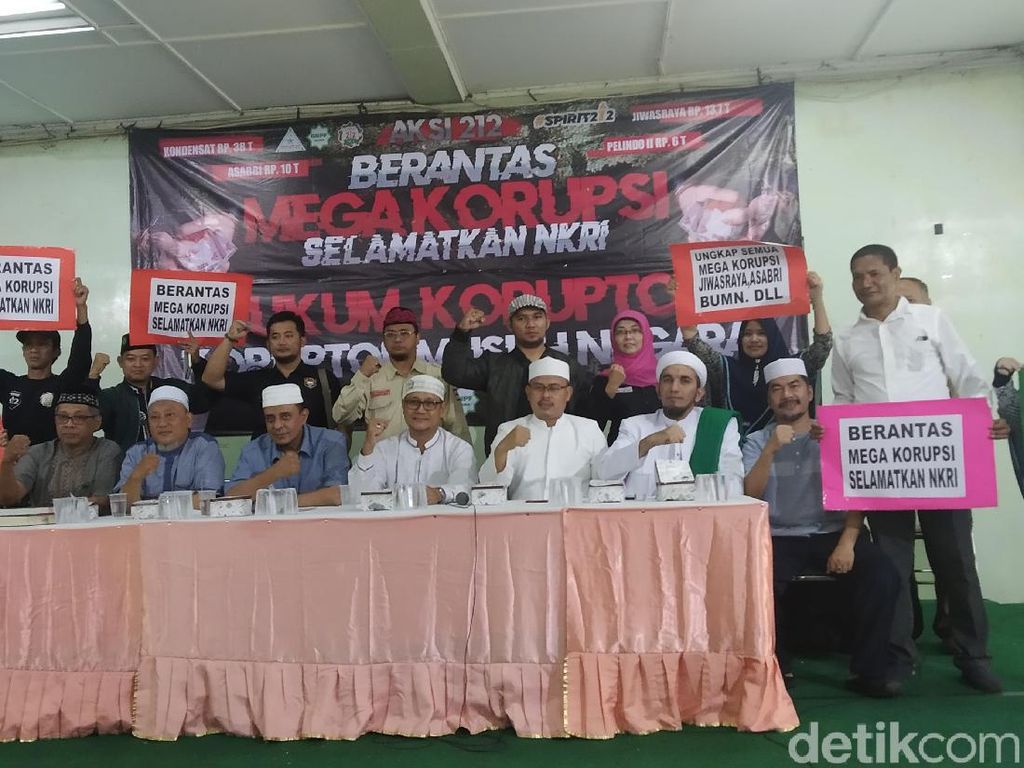 Video: FPI Cs Ajak Korban Jiwasraya Ikut Demo 212 Berantas Korupsi Video: FPI Cs Ajak Korban Jiwasraya Ikut Demo 212 Berantas Korupsi
