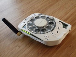 Ponsel Teraneh di Dunia, Pakai Nomor Putar Ala Telepon Jadul