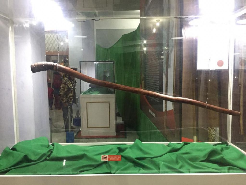 Melepas Rindu dengan Baginda Nabi Muhammad SAW di Banten Melepas Rindu dengan Baginda Nabi Muhammad SAW di Banten