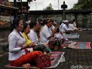 Upacara Mecaru, Jaga Keharmonisan Manusia dengan Alam Upacara Mecaru, Jaga Keharmonisan Manusia dengan Alam